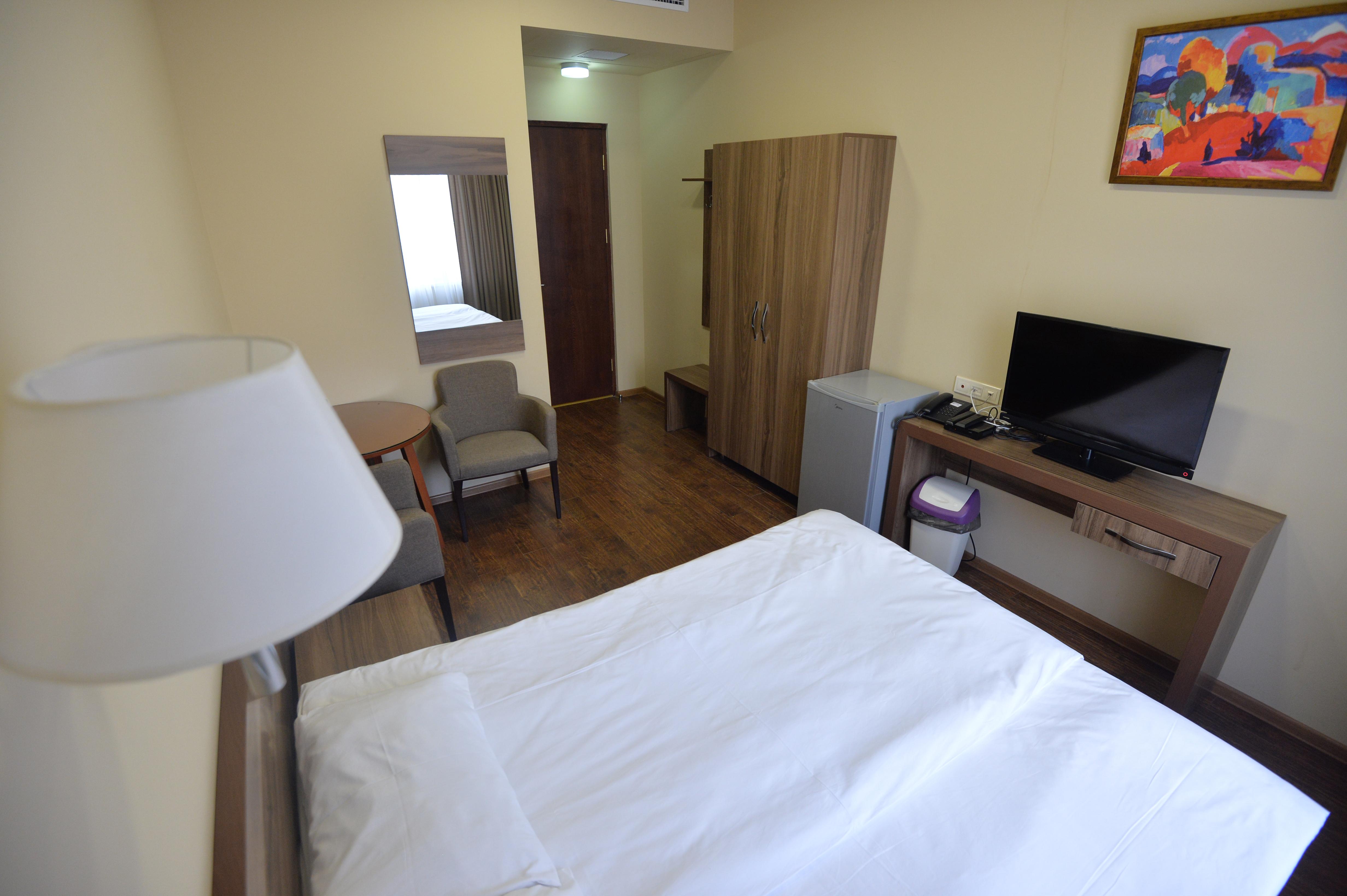 Yerevan Deluxe Hotel Exterior photo