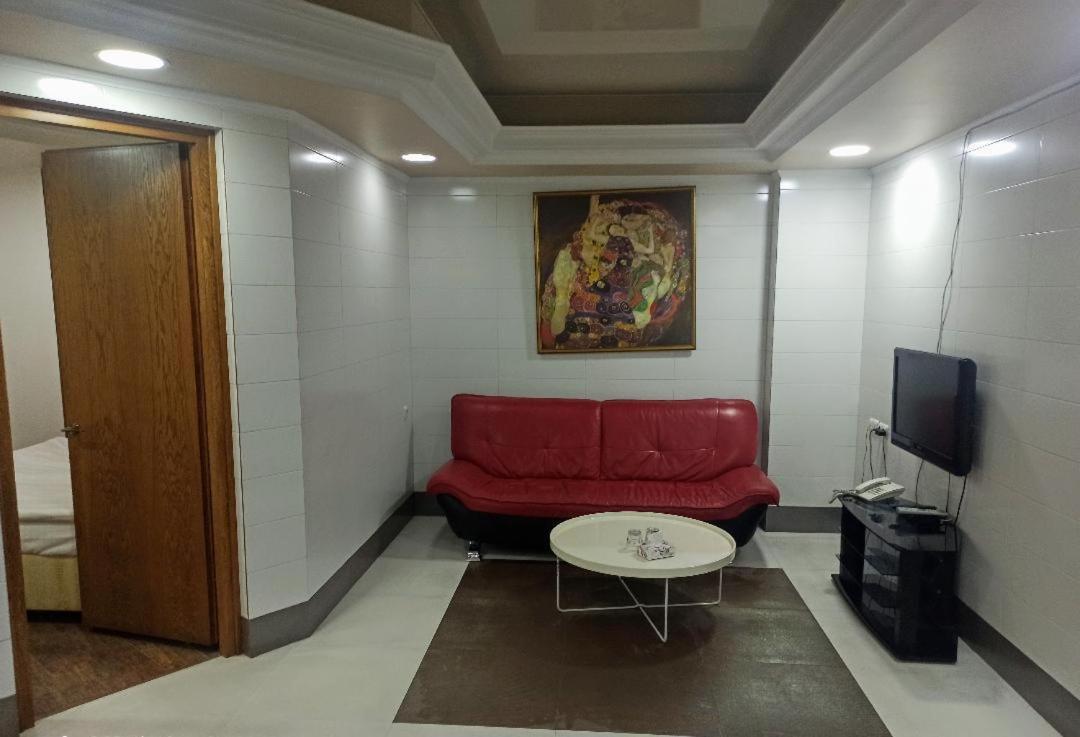 Yerevan Deluxe Hotel Room photo